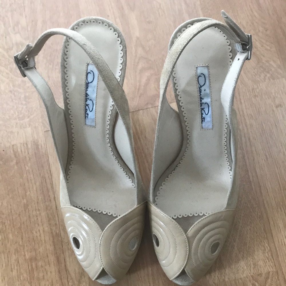 Oscar de la renta heels nude